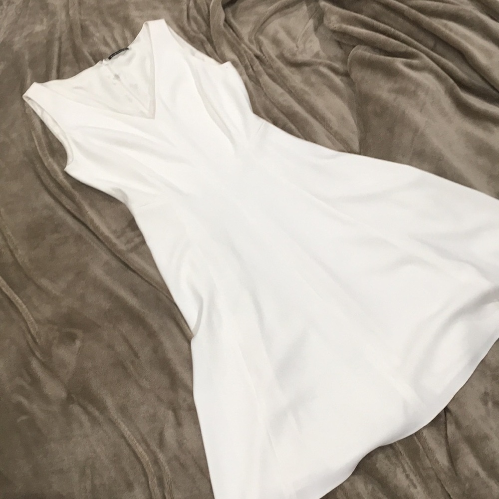 Elie Tahari Dress